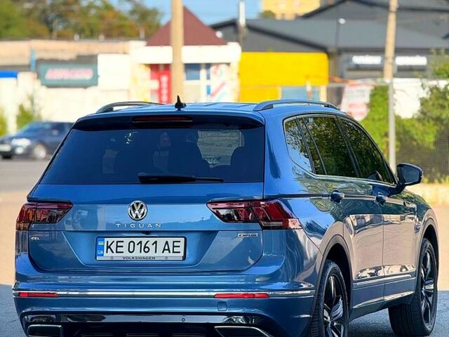 Синий Фольксваген Тигуан, объемом двигателя 2 л и пробегом 53 тыс. км за 18000 $, фото 4 на Automoto.ua