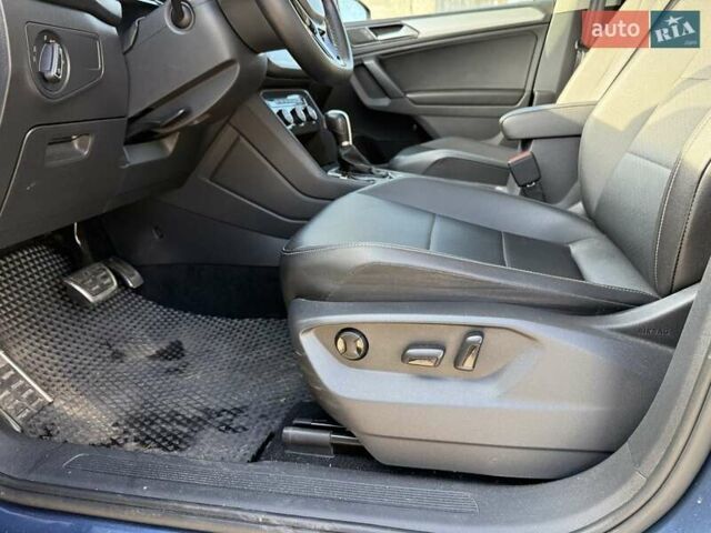 Синий Фольксваген Тигуан, объемом двигателя 2 л и пробегом 43 тыс. км за 19500 $, фото 14 на Automoto.ua