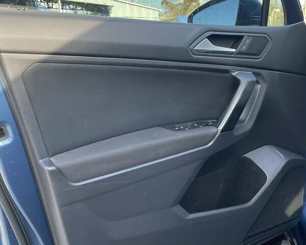 Синий Фольксваген Тигуан, объемом двигателя 2 л и пробегом 109 тыс. км за 18000 $, фото 20 на Automoto.ua