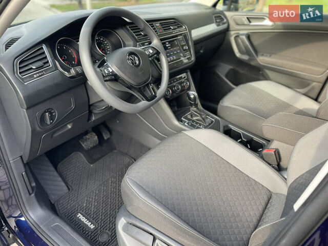 Синий Фольксваген Тигуан, объемом двигателя 2 л и пробегом 20 тыс. км за 17300 $, фото 14 на Automoto.ua