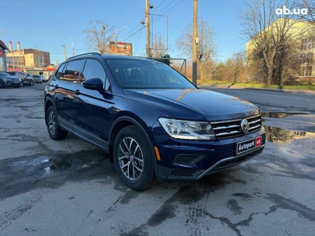 Синій Фольксваген Тігуан, об'ємом двигуна 2 л та пробігом 103 тис. км за 17990 $, фото 2 на Automoto.ua