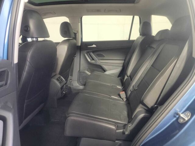 Синий Фольксваген Тигуан, объемом двигателя 2 л и пробегом 90 тыс. км за 18400 $, фото 11 на Automoto.ua