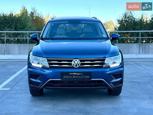 Синий Фольксваген Тигуан, объемом двигателя 2 л и пробегом 96 тыс. км за 20990 $, фото 3 на Automoto.ua