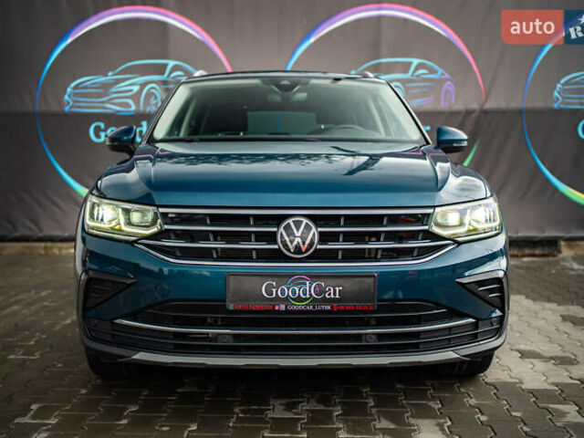 Синий Фольксваген Тигуан, объемом двигателя 1.97 л и пробегом 170 тыс. км за 32888 $, фото 3 на Automoto.ua