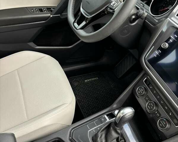 Синій Фольксваген Тігуан, об'ємом двигуна 2 л та пробігом 109 тис. км за 22000 $, фото 46 на Automoto.ua