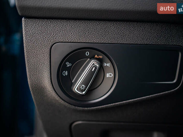 Синий Фольксваген Тигуан, объемом двигателя 1.97 л и пробегом 170 тыс. км за 32888 $, фото 41 на Automoto.ua