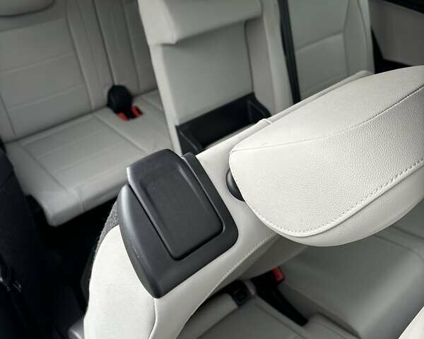 Синій Фольксваген Тігуан, об'ємом двигуна 2 л та пробігом 109 тис. км за 22000 $, фото 54 на Automoto.ua