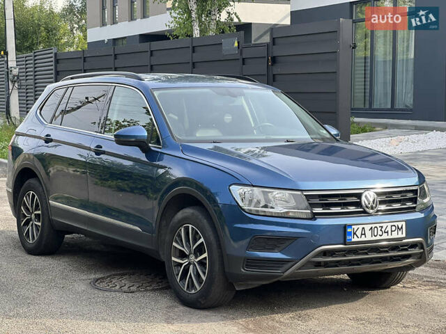 Синій Фольксваген Тігуан, об'ємом двигуна 1.98 л та пробігом 215 тис. км за 16000 $, фото 4 на Automoto.ua