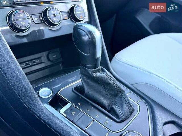 Синий Фольксваген Тигуан, объемом двигателя 2 л и пробегом 96 тыс. км за 20990 $, фото 30 на Automoto.ua