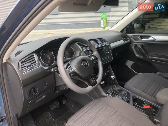 Синий Фольксваген Тигуан, объемом двигателя 2 л и пробегом 185 тыс. км за 16800 $, фото 21 на Automoto.ua