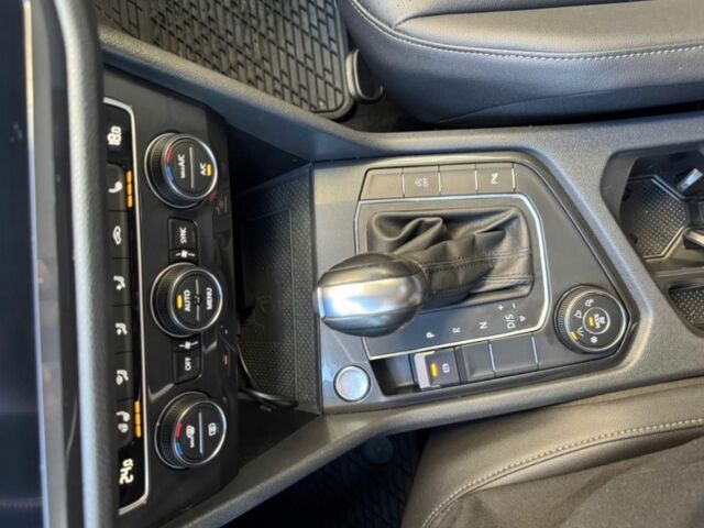 Синий Фольксваген Тигуан, объемом двигателя 2 л и пробегом 124 тыс. км за 23500 $, фото 16 на Automoto.ua