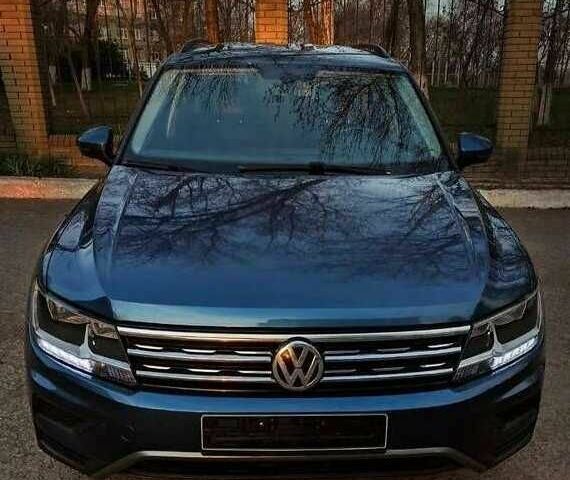 Синій Фольксваген Тігуан, об'ємом двигуна 2 л та пробігом 109 тис. км за 14500 $, фото 1 на Automoto.ua