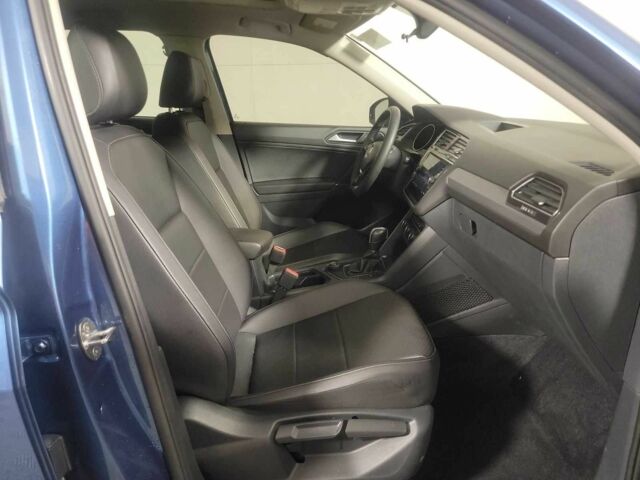 Синий Фольксваген Тигуан, объемом двигателя 2 л и пробегом 90 тыс. км за 18400 $, фото 6 на Automoto.ua