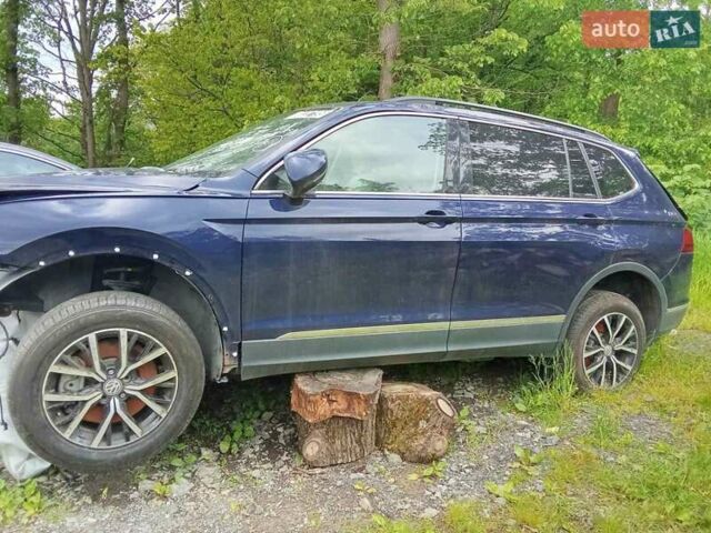 Синій Фольксваген Тігуан, об'ємом двигуна 1.98 л та пробігом 80 тис. км за 7700 $, фото 4 на Automoto.ua