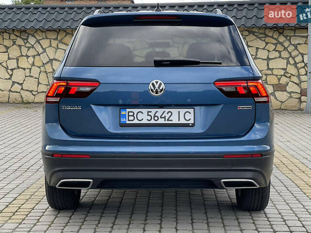 Синий Фольксваген Тигуан, объемом двигателя 2 л и пробегом 117 тыс. км за 18000 $, фото 5 на Automoto.ua