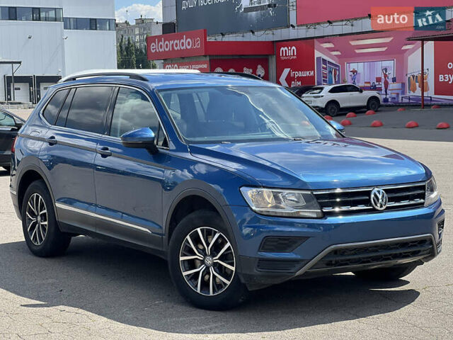 Синій Фольксваген Тігуан, об'ємом двигуна 1.98 л та пробігом 215 тис. км за 16000 $, фото 6 на Automoto.ua