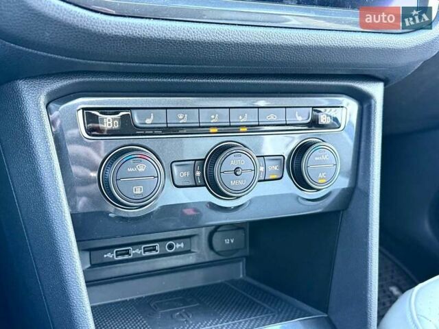 Синий Фольксваген Тигуан, объемом двигателя 2 л и пробегом 96 тыс. км за 20990 $, фото 29 на Automoto.ua