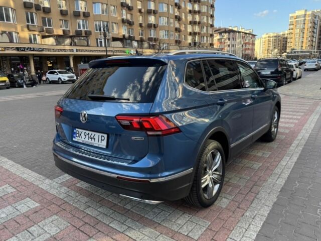 Синий Фольксваген Тигуан, объемом двигателя 2 л и пробегом 124 тыс. км за 23500 $, фото 5 на Automoto.ua