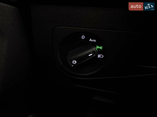 Синій Фольксваген Тігуан, об'ємом двигуна 1.98 л та пробігом 92 тис. км за 23499 $, фото 23 на Automoto.ua