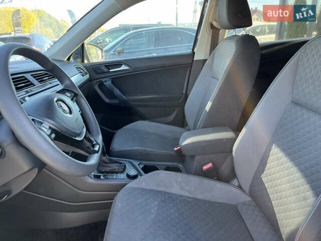 Синий Фольксваген Тигуан, объемом двигателя 2 л и пробегом 116 тыс. км за 13000 $, фото 9 на Automoto.ua
