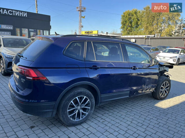 Синий Фольксваген Тигуан, объемом двигателя 2 л и пробегом 116 тыс. км за 13000 $, фото 4 на Automoto.ua