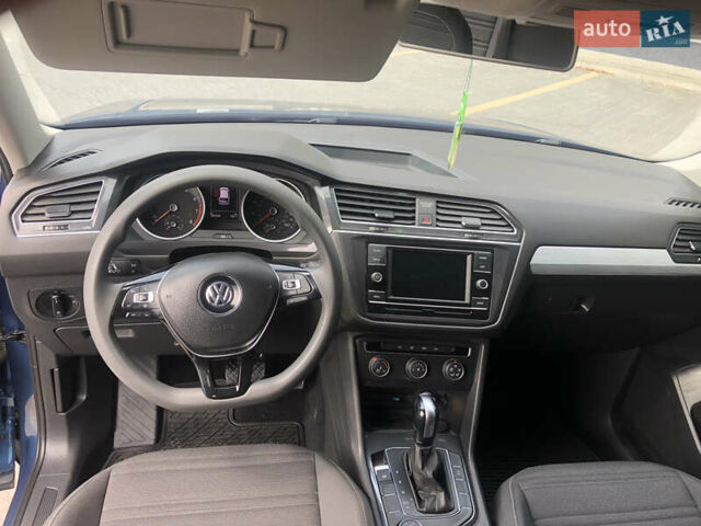 Синий Фольксваген Тигуан, объемом двигателя 2 л и пробегом 185 тыс. км за 16800 $, фото 24 на Automoto.ua
