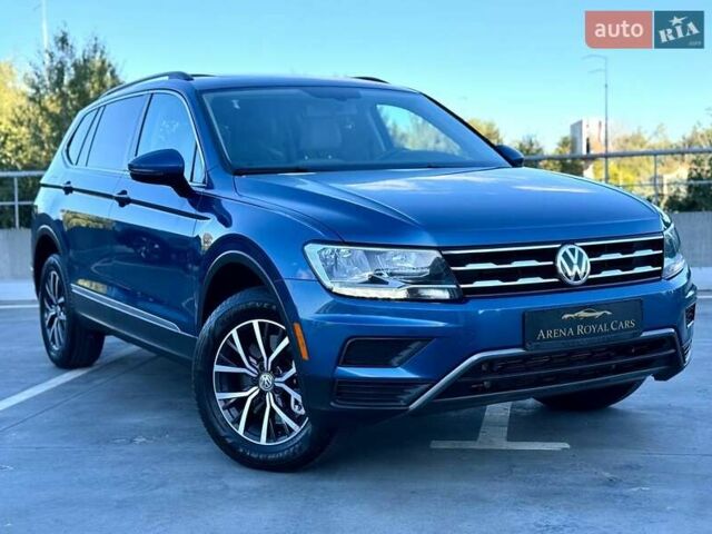 Синий Фольксваген Тигуан, объемом двигателя 2 л и пробегом 96 тыс. км за 20990 $, фото 1 на Automoto.ua