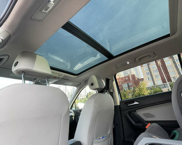 Синий Фольксваген Тигуан, объемом двигателя 1.98 л и пробегом 50 тыс. км за 30000 $, фото 22 на Automoto.ua