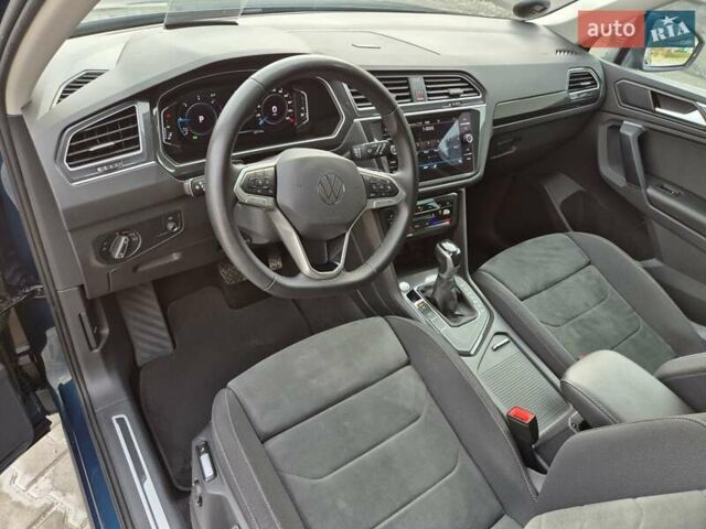 Синій Фольксваген Тігуан, об'ємом двигуна 2 л та пробігом 219 тис. км за 26900 $, фото 64 на Automoto.ua