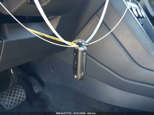 Синий Фольксваген Тигуан, объемом двигателя 2 л и пробегом 99 тыс. км за 13700 $, фото 10 на Automoto.ua