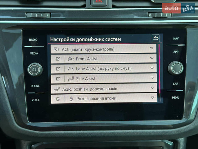 Синий Фольксваген Тигуан, объемом двигателя 2 л и пробегом 107 тыс. км за 33500 $, фото 46 на Automoto.ua