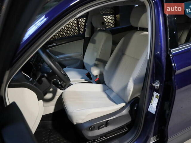 Синий Фольксваген Тигуан, объемом двигателя 1.98 л и пробегом 9 тыс. км за 23700 $, фото 22 на Automoto.ua