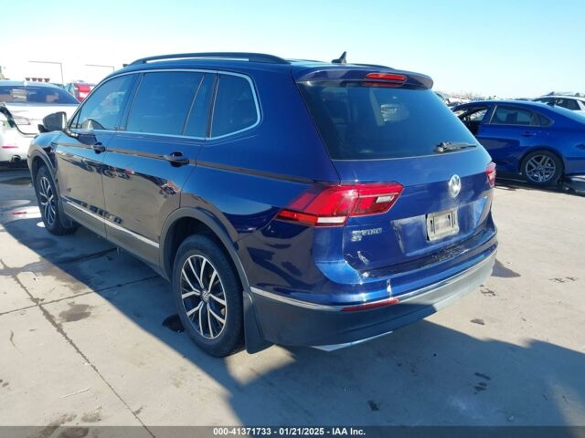 Синий Фольксваген Тигуан, объемом двигателя 2 л и пробегом 99 тыс. км за 13700 $, фото 3 на Automoto.ua