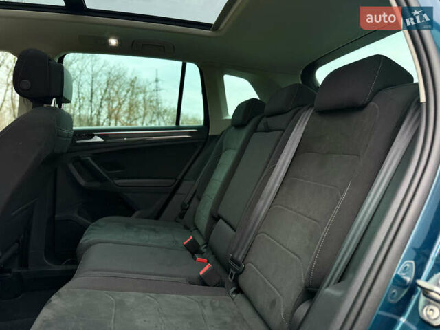 Синий Фольксваген Тигуан, объемом двигателя 2 л и пробегом 157 тыс. км за 30899 $, фото 48 на Automoto.ua