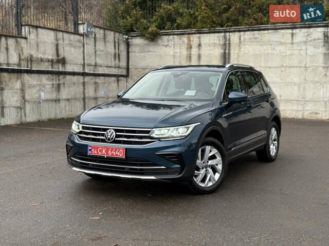 Синий Фольксваген Тигуан, объемом двигателя 2 л и пробегом 189 тыс. км за 31999 $, фото 2 на Automoto.ua