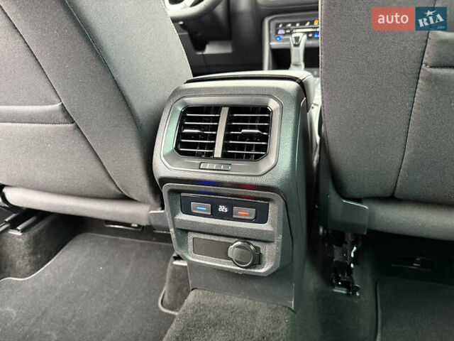 Синий Фольксваген Тигуан, объемом двигателя 2 л и пробегом 189 тыс. км за 31999 $, фото 53 на Automoto.ua