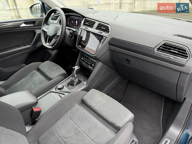 Синій Фольксваген Тігуан, об'ємом двигуна 2 л та пробігом 189 тис. км за 31999 $, фото 48 на Automoto.ua