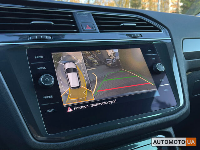 Синій Фольксваген Тігуан, об'ємом двигуна 2 л та пробігом 40 тис. км за 35800 $, фото 17 на Automoto.ua