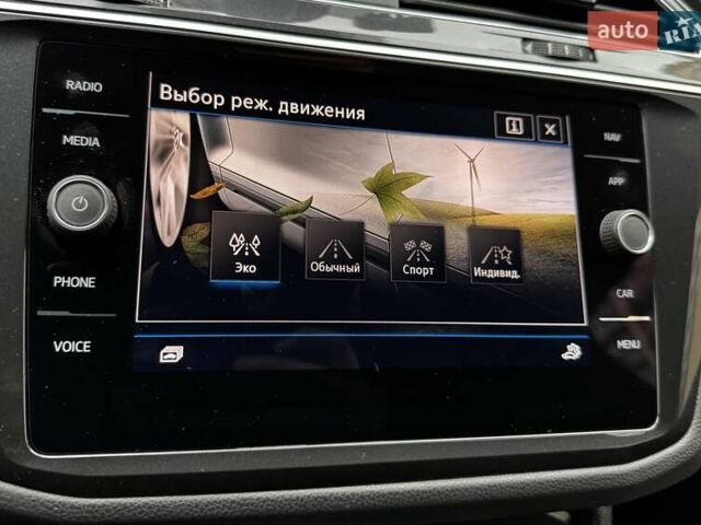 Синий Фольксваген Тигуан, объемом двигателя 1.98 л и пробегом 79 тыс. км за 33900 $, фото 139 на Automoto.ua