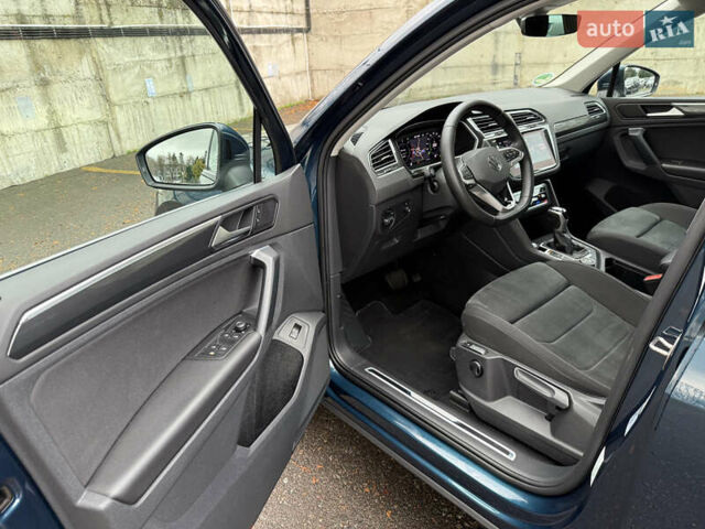 Синий Фольксваген Тигуан, объемом двигателя 2 л и пробегом 189 тыс. км за 31999 $, фото 27 на Automoto.ua