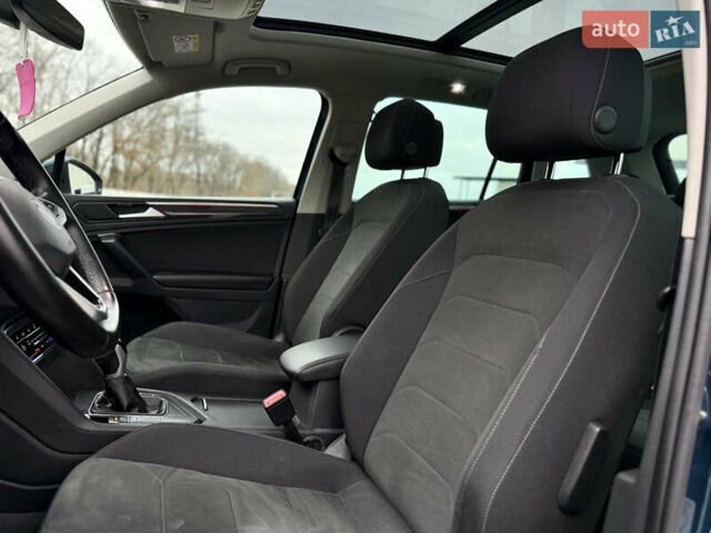 Синий Фольксваген Тигуан, объемом двигателя 2 л и пробегом 157 тыс. км за 30899 $, фото 24 на Automoto.ua