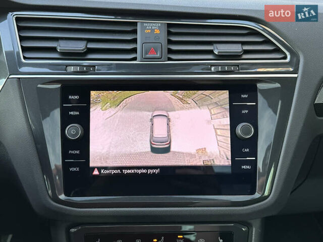 Синий Фольксваген Тигуан, объемом двигателя 2 л и пробегом 107 тыс. км за 33500 $, фото 72 на Automoto.ua