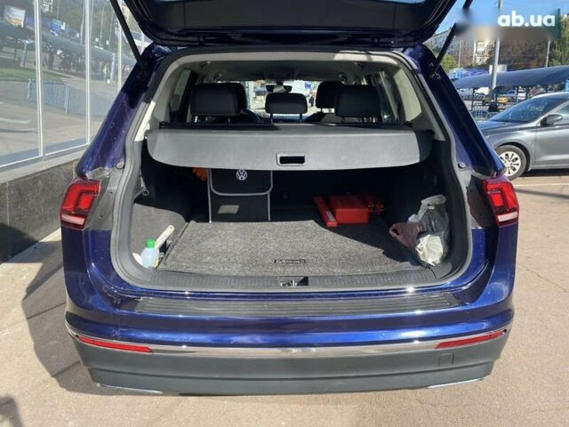 Синій Фольксваген Тігуан, об'ємом двигуна 2 л та пробігом 35 тис. км за 28000 $, фото 24 на Automoto.ua