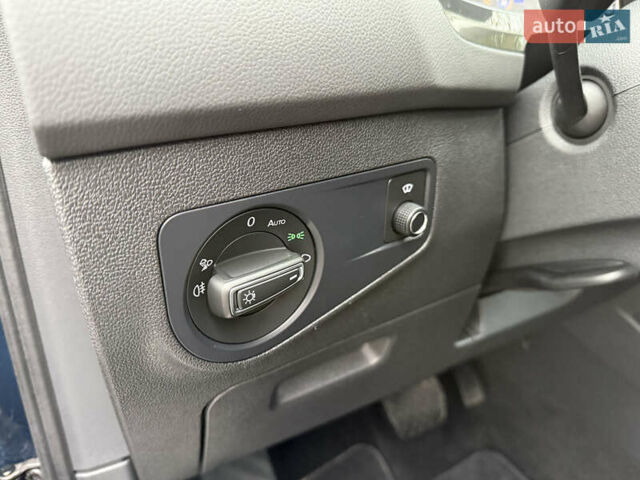 Синий Фольксваген Тигуан, объемом двигателя 2 л и пробегом 189 тыс. км за 31999 $, фото 37 на Automoto.ua