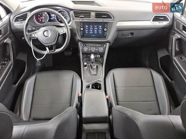 Синій Фольксваген Тігуан, об'ємом двигуна 1.98 л та пробігом 132 тис. км за 5200 $, фото 6 на Automoto.ua