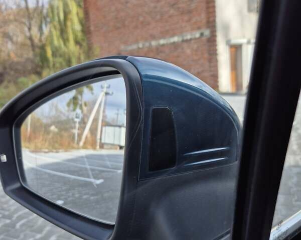 Синій Фольксваген Тігуан, об'ємом двигуна 2 л та пробігом 219 тис. км за 26900 $, фото 32 на Automoto.ua