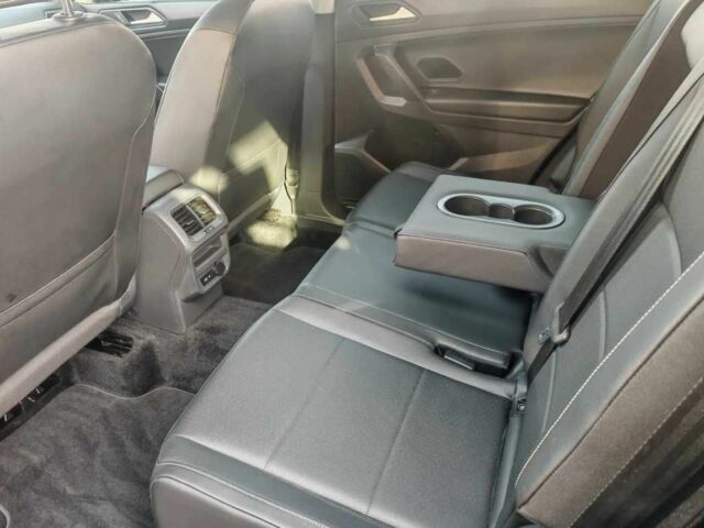 Синий Фольксваген Тигуан, объемом двигателя 2 л и пробегом 121 тыс. км за 12400 $, фото 14 на Automoto.ua