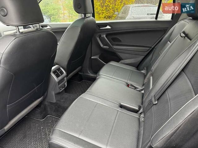 Синий Фольксваген Тигуан, объемом двигателя 2 л и пробегом 74 тыс. км за 21990 $, фото 27 на Automoto.ua