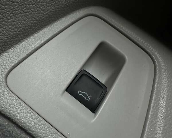 Синий Фольксваген Тигуан, объемом двигателя 1.98 л и пробегом 118 тыс. км за 26600 $, фото 36 на Automoto.ua