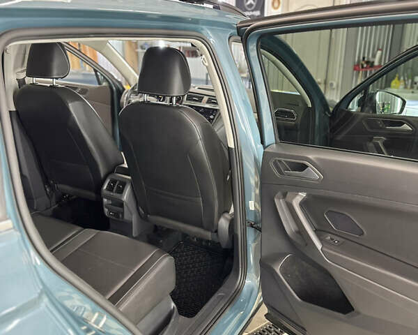 Синий Фольксваген Тигуан, объемом двигателя 0 л и пробегом 74 тыс. км за 22900 $, фото 7 на Automoto.ua